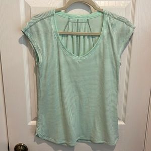 Lululemon Tee
